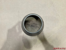 Load image into Gallery viewer, MAGNAFLOW OEM GRADE FEDERAL/EPA COMPLIANT UNIVERSAL CATALYTIC CONVERTER CLEARANCE
