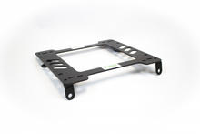 Load image into Gallery viewer, PLANTED SEAT BRACKET- HONDA CIVIC 3 DOOR HATCH BACK [SECOND GENERATION] (1980-1983) - PASSENGER / RIGHT
