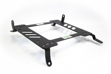Load image into Gallery viewer, PLANTED SEAT BRACKET- HONDA FIT [1ST GENERATION] - (2001-2008) - PASSENGER / RIGHT
